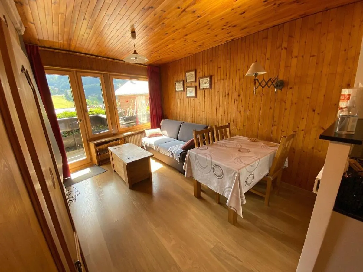 2 Pieces Au Centre Avec Cuisine Equipee Et Balcon - La Clusaz - Fr-1-459-116 France