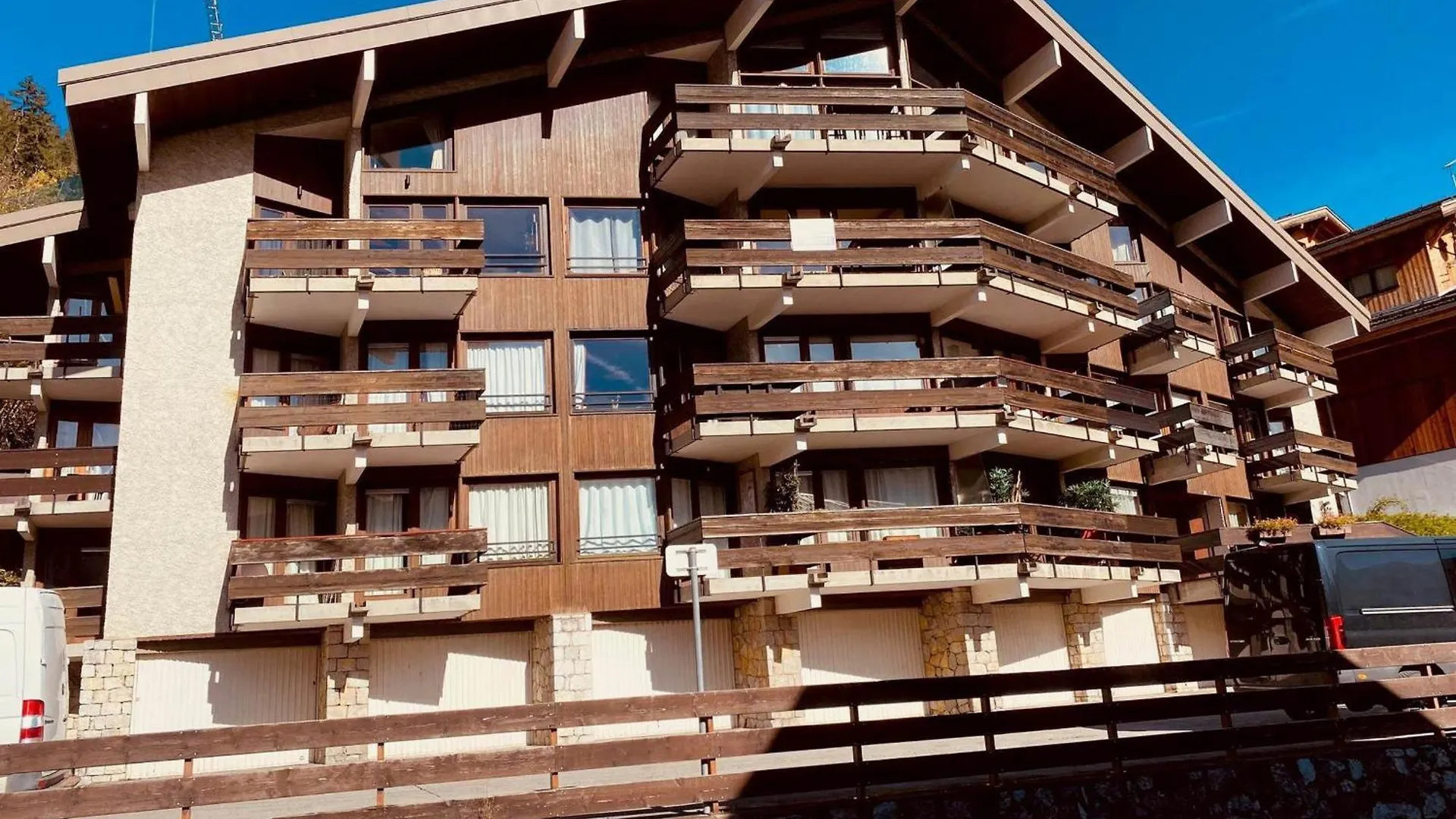 2 Pieces Au Centre Avec Cuisine Equipee Et Balcon - La Clusaz - Fr-1-459-116